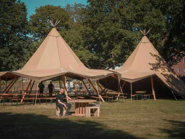 Event tent structures